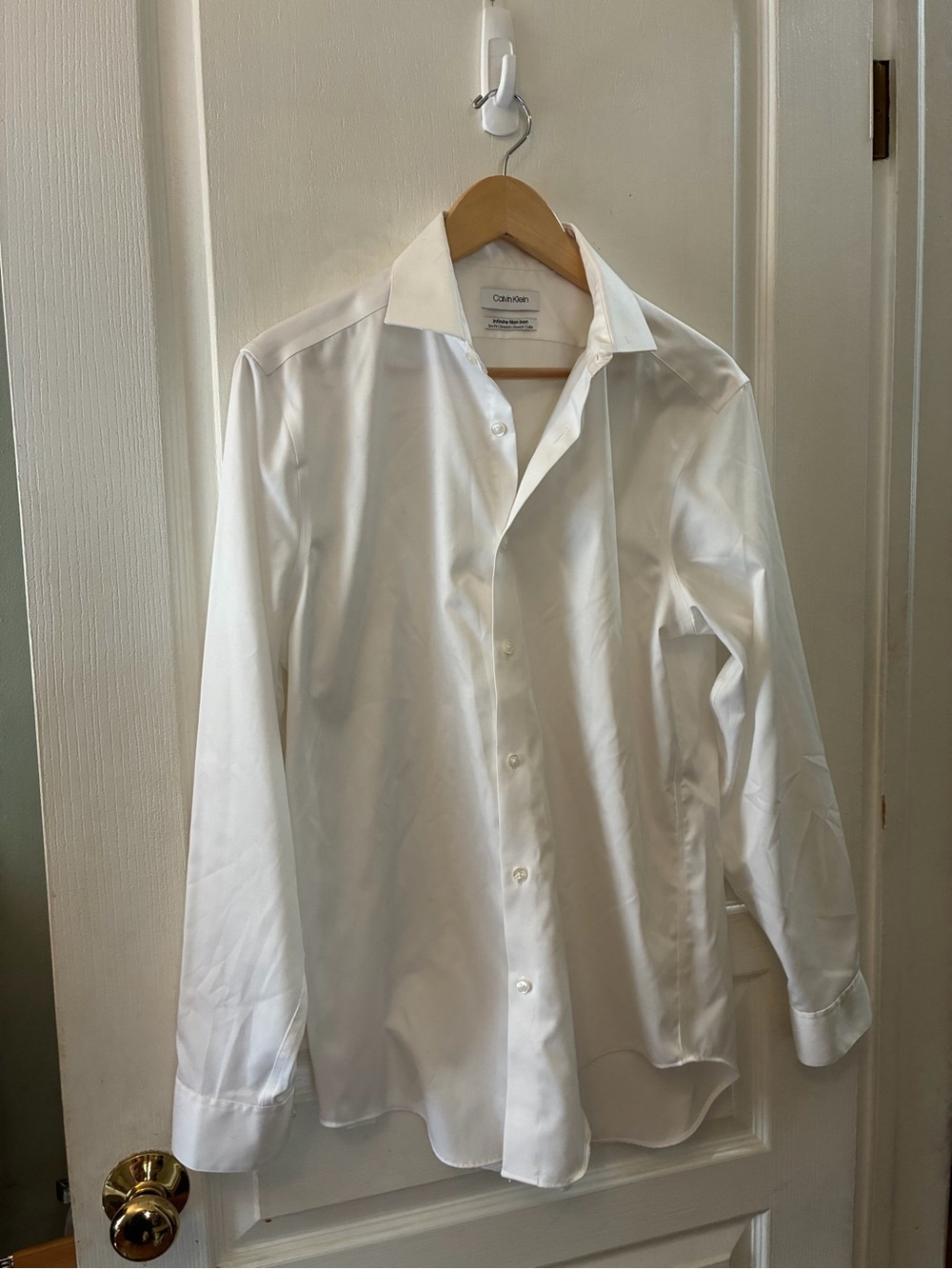 Calvin Klein Men's White Spread Collar Dress Shirt